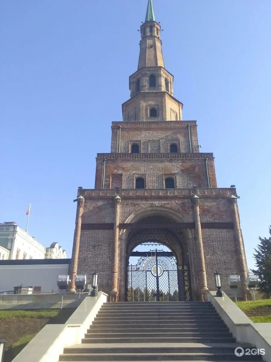 В каком городе находится сююмбике. Казанская башня сююмбике. башня сююмбике жемчужина казанского кремля. достопримечательности казани башня сююмбике. башня сююмбике набережные челны.