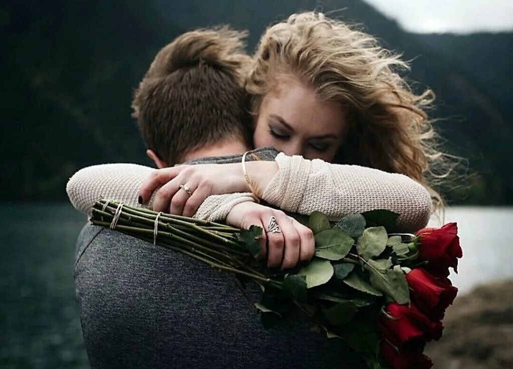 Песни для девочек. Песня про другую девушку. Человек под дождем. Грустное прощание. Стихи.