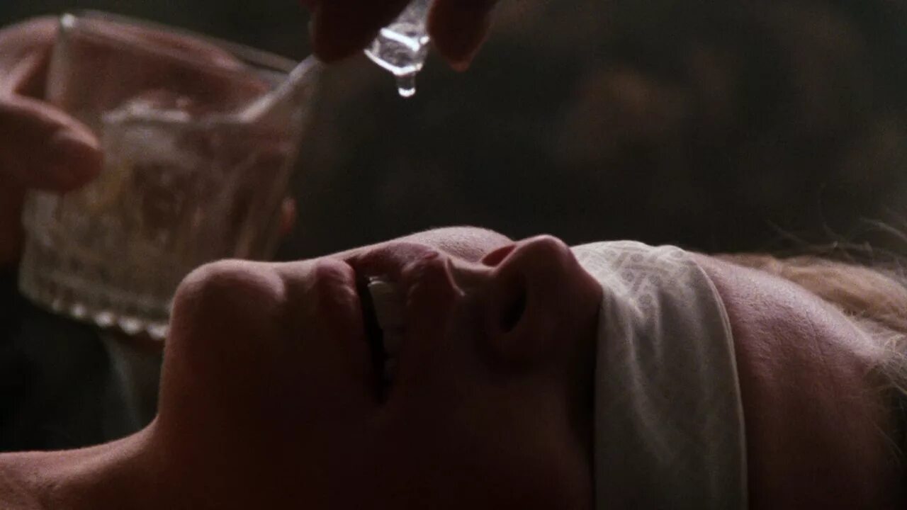 Ким бейсингер в фильме 9 1/2. 9 1 2 недель 18. Ким бейсингер 1986. Ким бейсингер 9 с половиной недель. 9 1 2 недель 18.