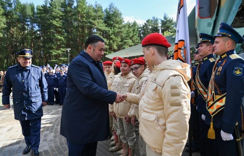 Ан-22 мигалово. Парк в мигалово тверь. Г тверь мигалово. Г тверь мигалово. Тверской аэропорт мигалово.
