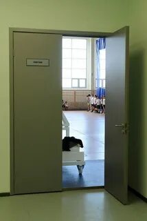 Дверь школьного кабинета