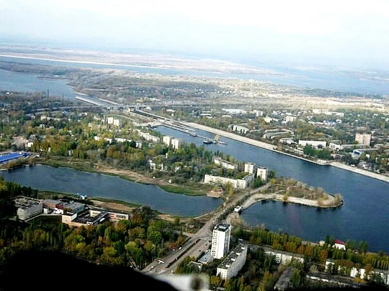 Г Балаково Саратовская область. Балаково города на Волге. Балаково Волга. Виды города Балаково Саратовской области. Балаково население численность