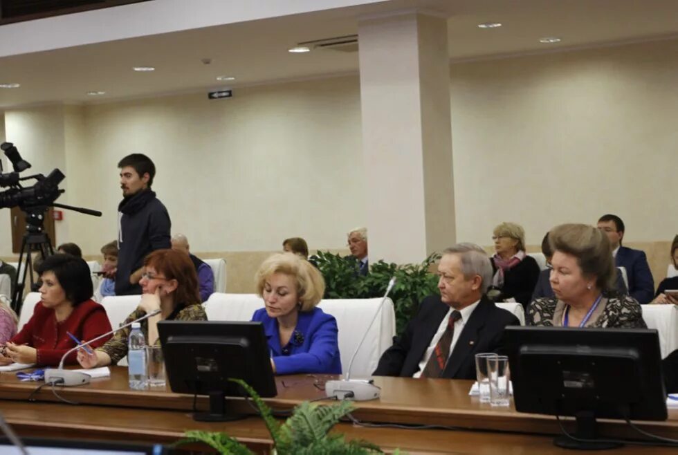 Ирина воронцова рггу. Проректор петргу петрозаводск международный деятельности. Архипова надежда ивановна рггу. Колодкин владимир александрович. Разинкина елена михайловна.