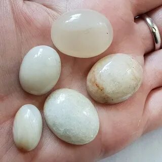 Медамвитаминовый камень