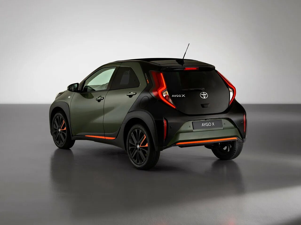 Toyota aygo cross. Toyota aygo 2022. Toyota aygo cross. Toyota aygo x-wave. тойота aygo x prologue 2021.