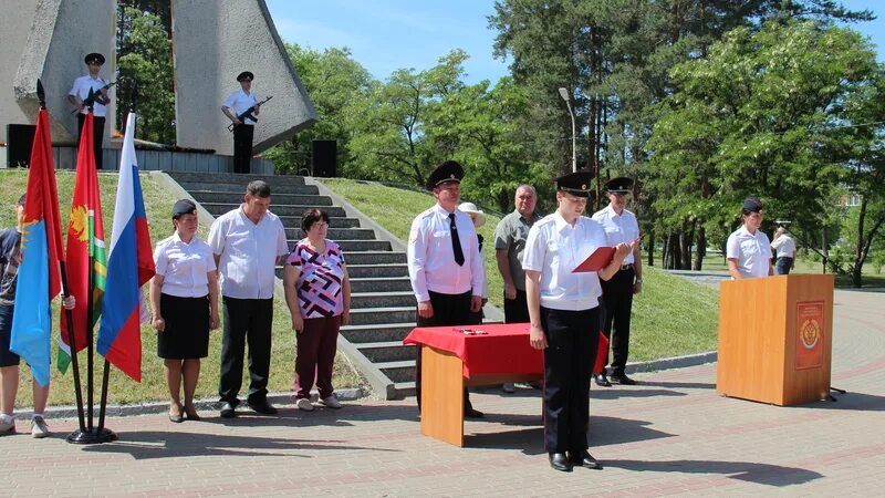 Котовский городской сайт. Вечный огонь Котовск Тамбовская область. Котовск полиция. МВД Котовск. Присяга.