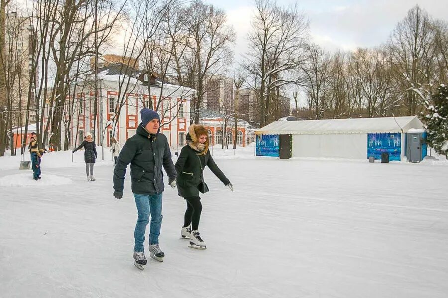 Каток митино билеты. Усадьба воронцово каток. Каток усадьба воронцово каток. Воронцовский парк каток. Каток «усадебный» в Воронцовском парке.