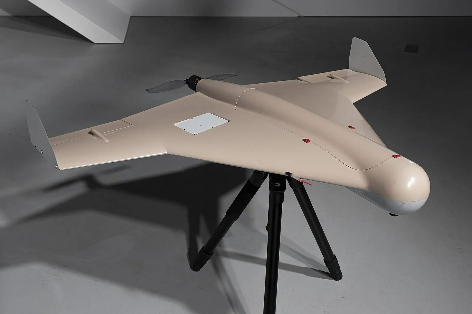 Беспилотным летательным аппаратом куб. Беспилотник куб zala aero. дрон-камикадзе куб-бла. куб беспилотник камикадзе. бпла куб-бла камикадзе.