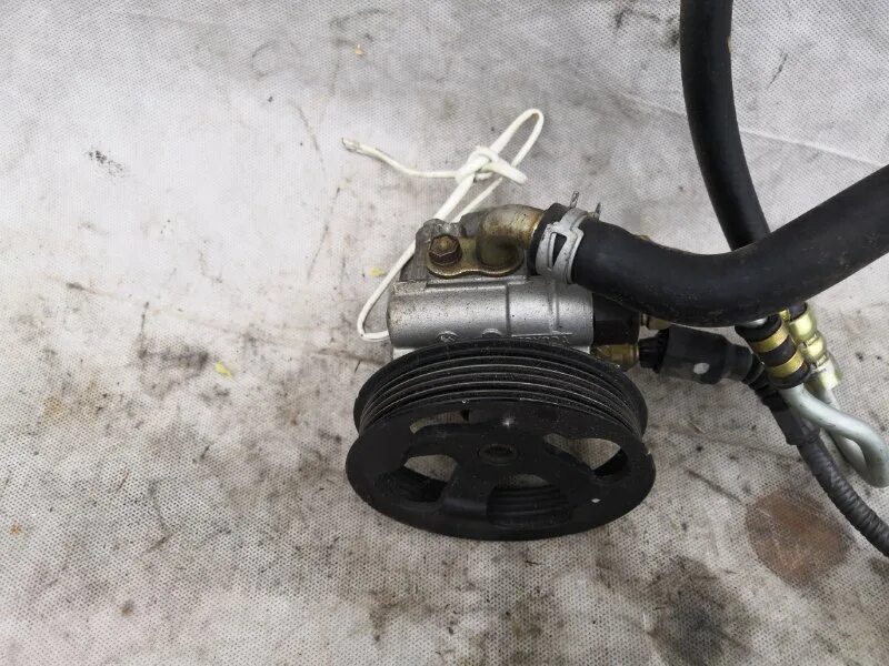 Насос гур toyoda 1a244. Замена гур 1azfse. Гур 1zz. Шкив гидроусилителя руля тойота пробокс. Гур тойота харриер 1999.
