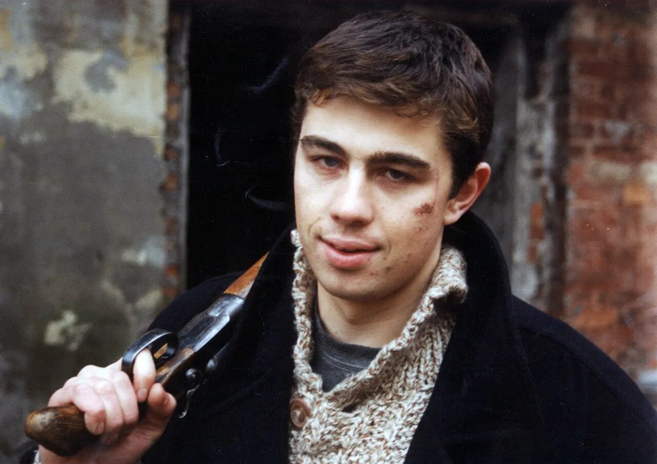 Сергей Бодров 1997. Бодров Сергей Сергеевич брат. Бодров Сергей Сергеевич брат 2. Сергей Бодров брат 1997.