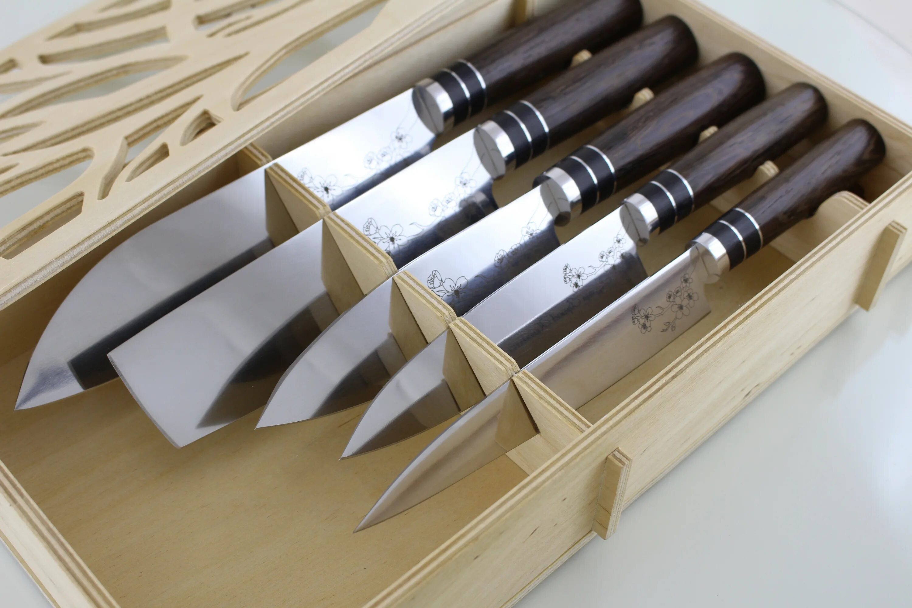 Цена хороших кухонных ножей. Набор ножей Samurai Kitchen Knife Set. Набор кухонных ножей "Samurai" сталь 95х18. Рукоять дерево венге.. Кухонные ножи рондель Самурай. Нож кухонный японский Самурай.