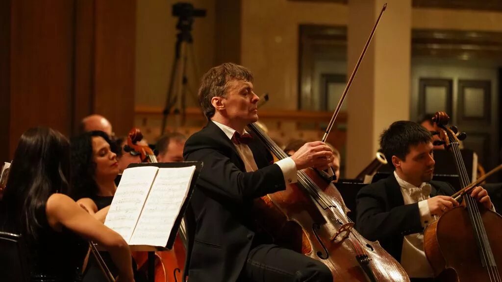 Дворжак концерт для виолончели с оркестром ноты. Пьер фурнье виолончель. Александр рамм виолончелист. Дворжак виолончель. Александр рамм.