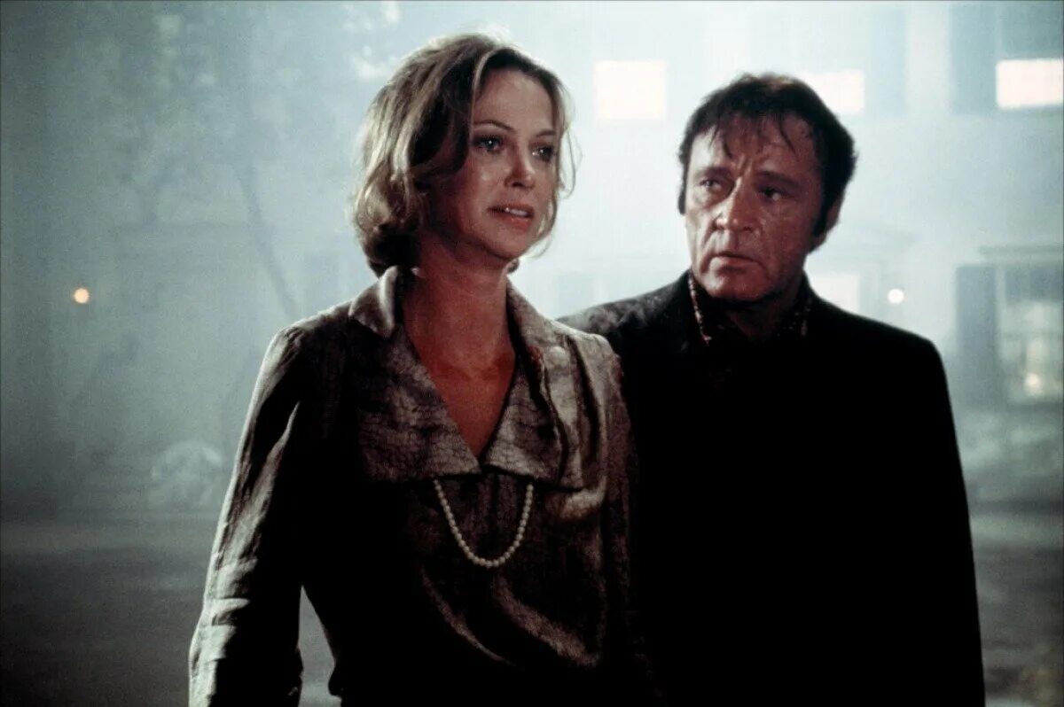 Изгоняющий дьявола еретик. Изгоняющий дьявола ii: еретик фильм 1977. Изгоняющий дьявола еретик. Изгоняющий дьявола еретик. Изгоняющий дьявола 2 еретик.