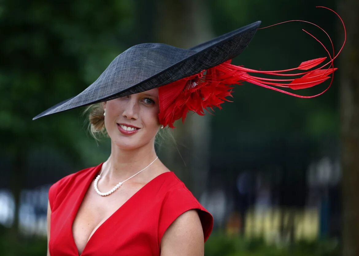 Royal Ascot hats. Royal Ascot шляпки. Леди Эскот. Шляпки Филиппа Трейси. Шляпы на работе