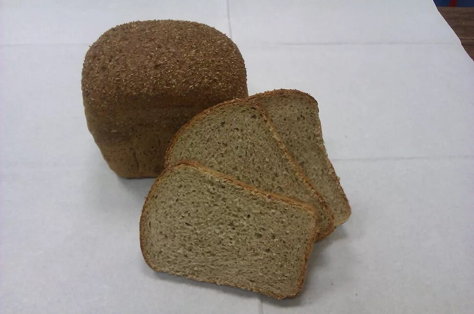 ленинградский хлеб. хлеб ленинградский гостинец. блокада ленинграда ленинградский хлеб. ленинградский хлеб в блокаду. блокадный хлеб.