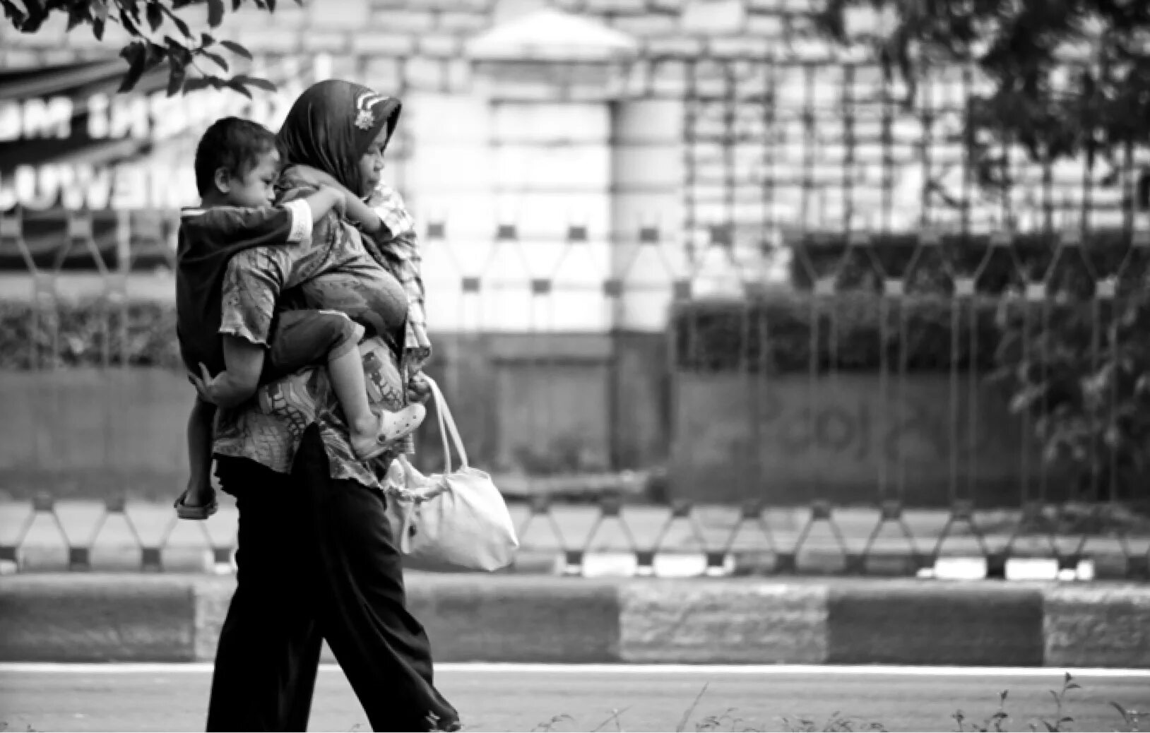 Cinta terlarang. Kasih. Ibu 600er.