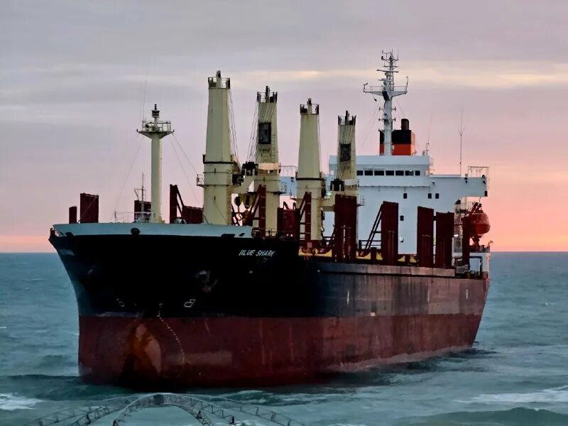 горгиппия анапа морская прогулка. затонувший корабль в витязево. черный грузовой корабль в босыоре. корабль рио в кабардинке. тарханкут сухогруз ибрагим.