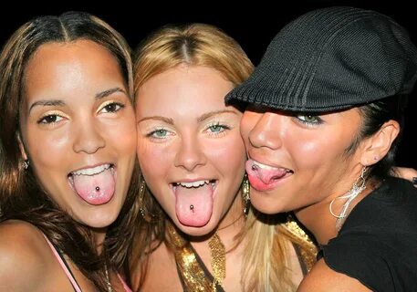 Foot tongue mouth