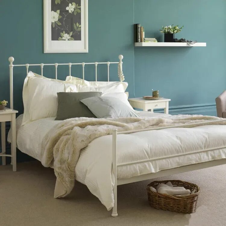 Buy August Grove Bonnie Metal Platform Bed (Full) in Cheap Price on Alibaba.com