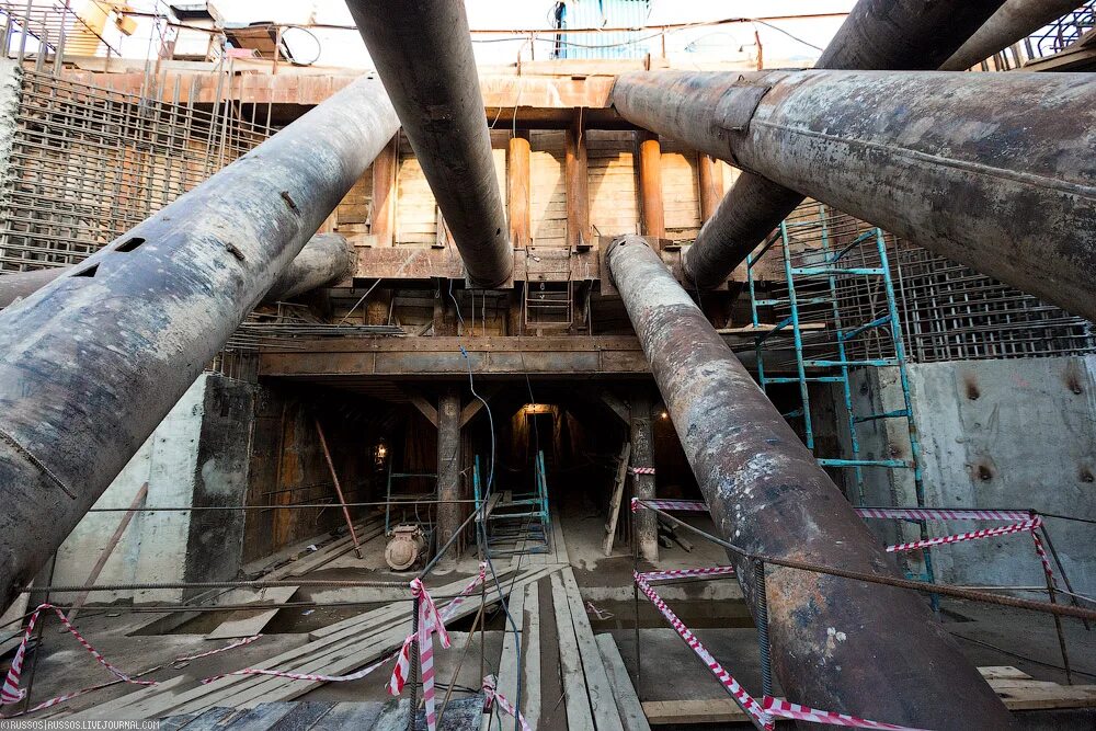 Мосметрострой музей. Водоприемный коллектор. Бывший коллектор. Бывший коллектор. Коллектор для ручья.