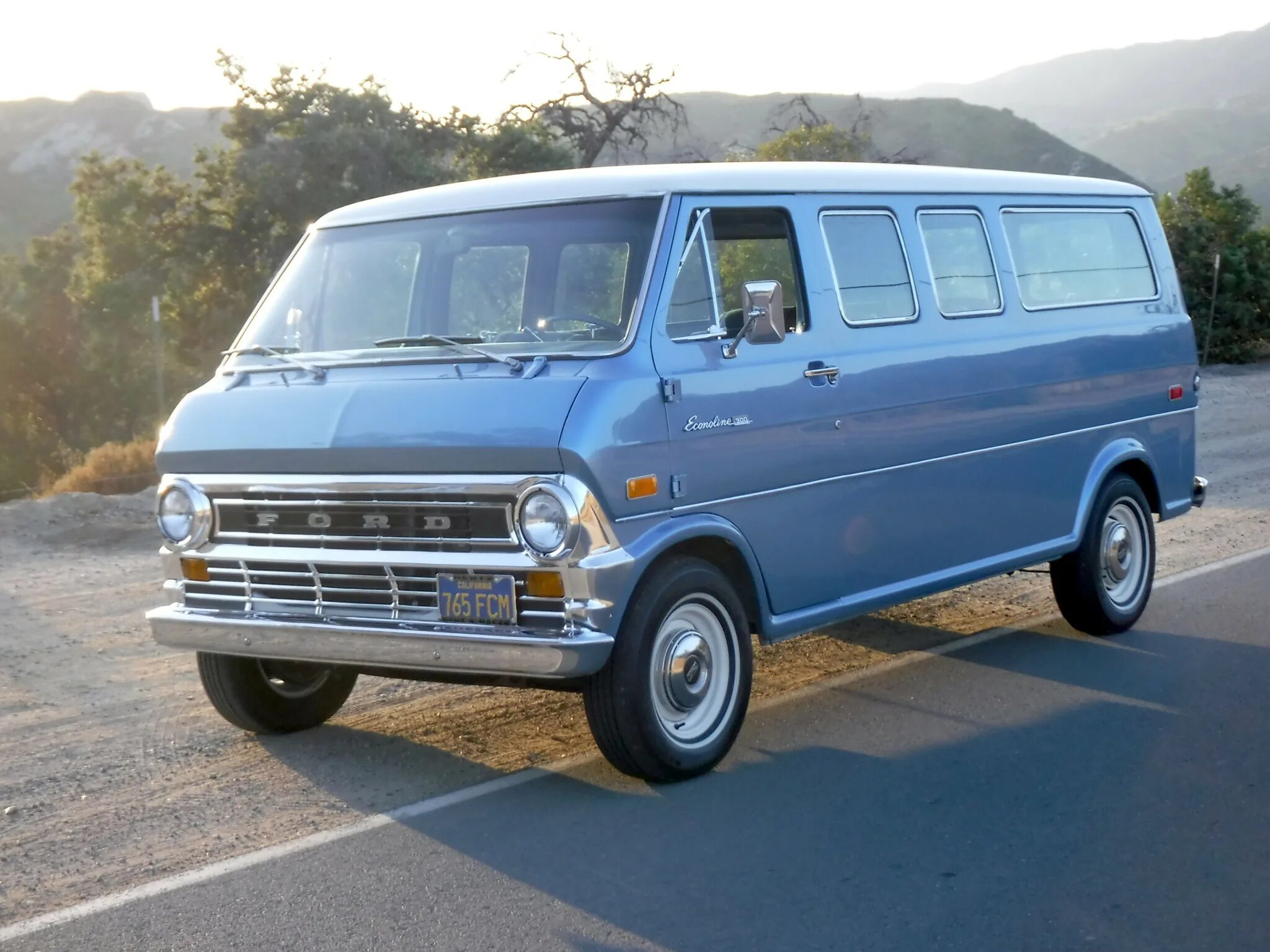 Форд эконолайн купить. Ford Econoline 1972. Ford e200 Econoline van. Ford Econoline 1973. Ford Econoline 1960.