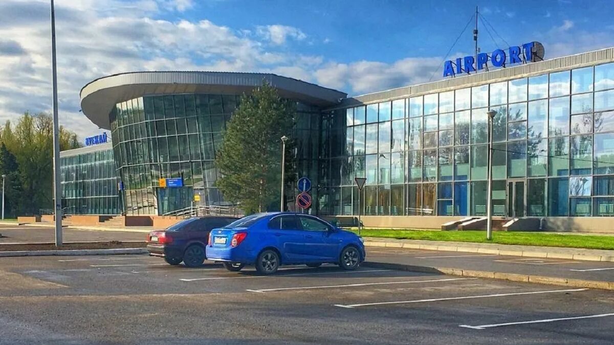 Аэропорт Тараз. Аэропорт в Таразе Казахстан. Город Тараз аэропорт. Аэропорт Тараз фото.