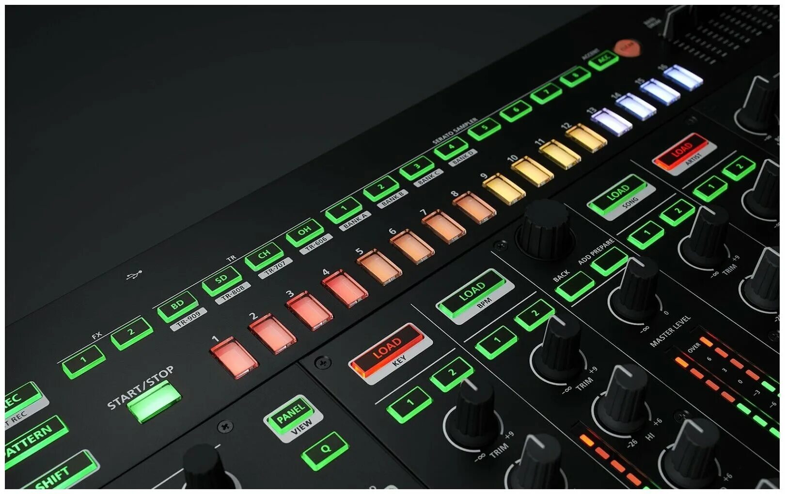 Roland dj-808. Dj 808. Dj контроллер roland dj-202. Roland tr 808 диджейский пульт. 808 картинки.
