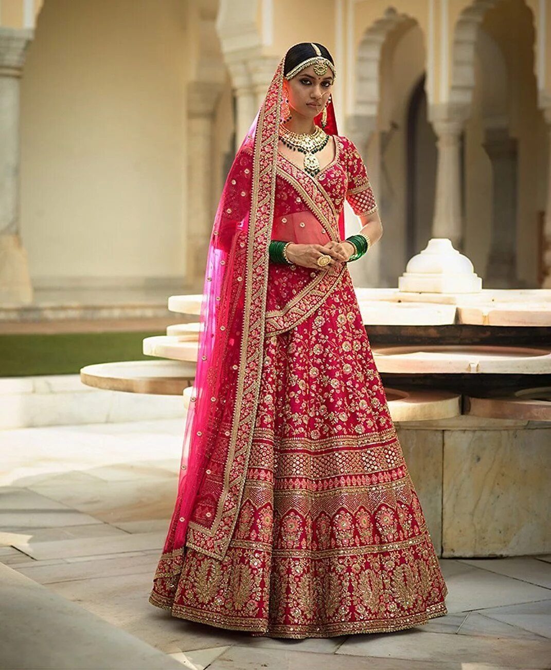 народный костюм индии. индийские свадебные костюмы. индийский костюм. индийский костюм. индийский костюм женский.