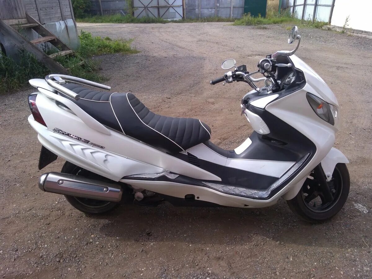 Сузуки скайвей 2004 год. Suzuki skywave 400 тюнинг. Судзуки скайвей 250. Сузуки скай вей. Сузуки скай вей.