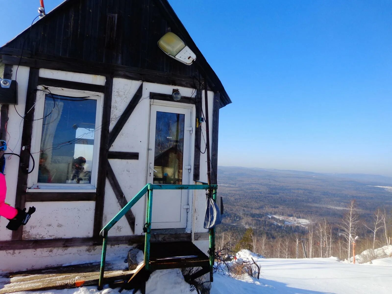 Гора ежовая екатеринбург. Горнолыжка гора ежовая. Гора ежовая кировград. Гора ежовая свердловская область. Ежовая отзывы.