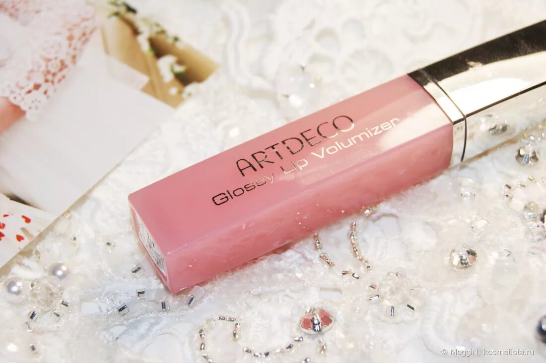 Блеск для губ artdeco. Artdeco блеск Glossy Lip Volumizer. Блеск для губ Artdeco Glossy Lip Volumizer. Glossy Lip Volumizer Artdeco. Блески АРТДЕКО палитра.