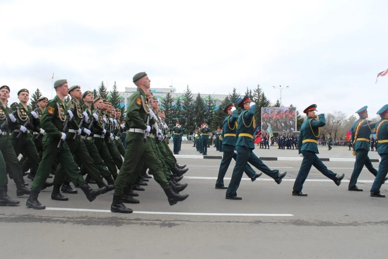 Года белогорск амурская область. Парад в Белогорске Амурской области 2022. Парад Победы 2021 в Белогорске Амурской области. Парад Победы в Белогорске. Парад Победы в Белогорске Амурской области.