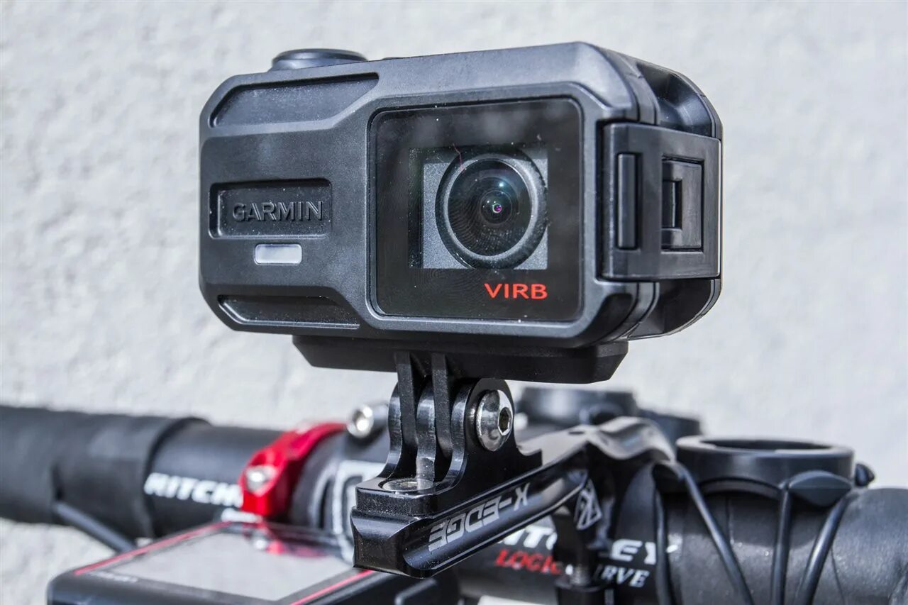 Garmin virb elite корпус. Garmin virb. Гармин с камерой. Аквабокс garmin virb. Основа крепления для garmin virb.