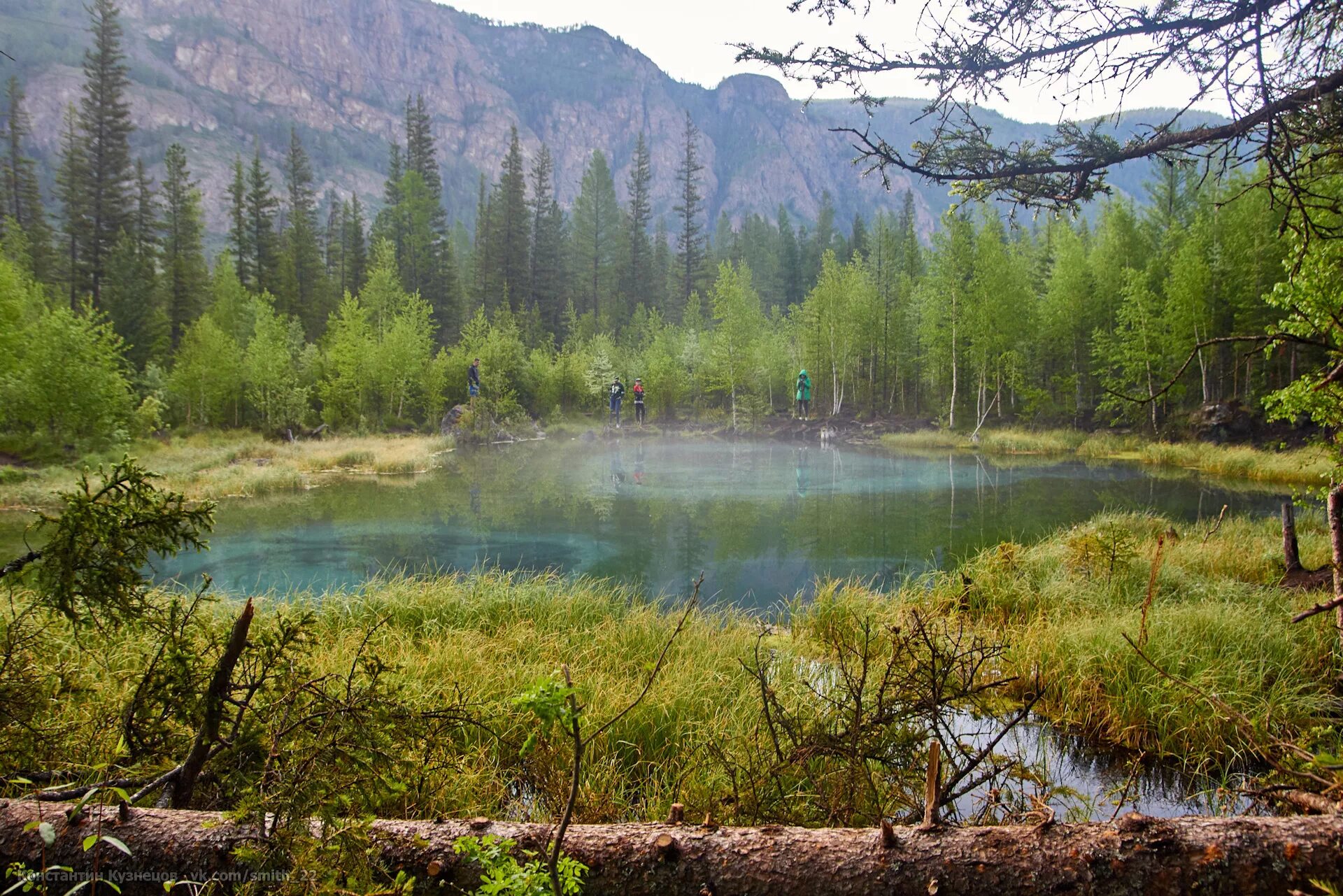 Алтай в июне. Гора аккая алтай июнь. Красивые виды алтая в июне. Июнь в горном алтае. Алтай в июне фото.