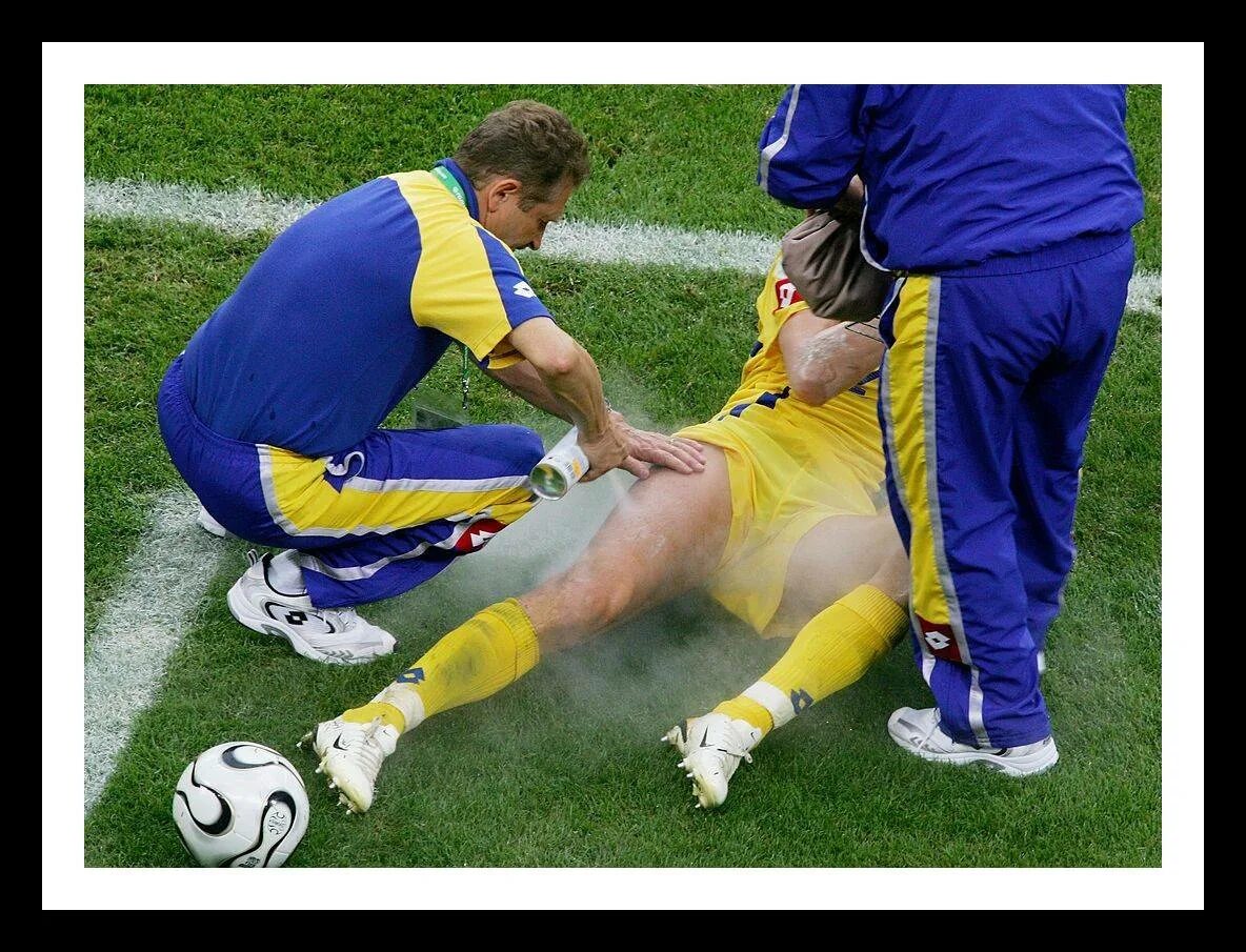 Травмы спортсменов. Травма на футбольном поле.