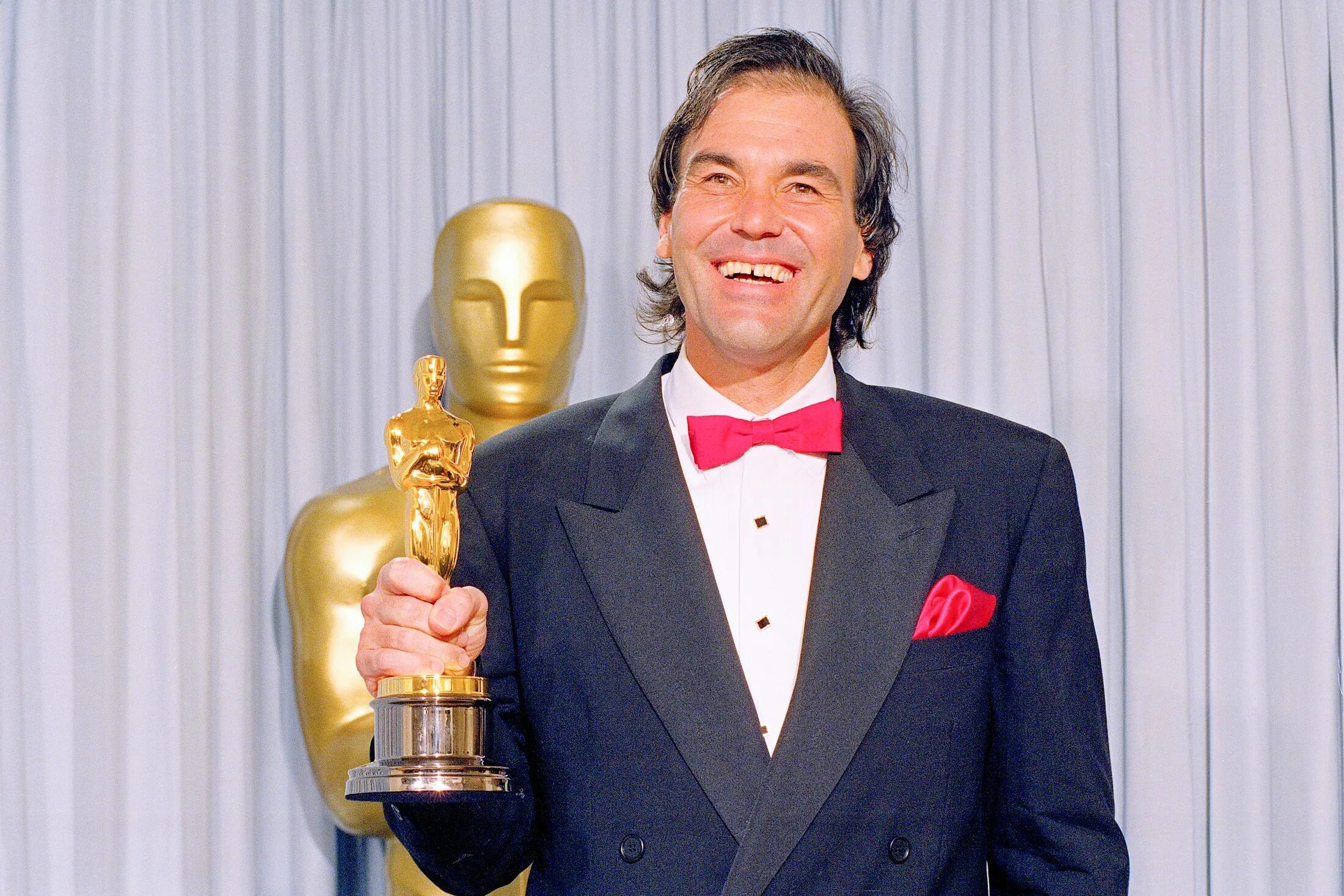 Оливер Стоун. Oliver Stone Oscar. Оливер Стоун 1990. Оскар 1990г.