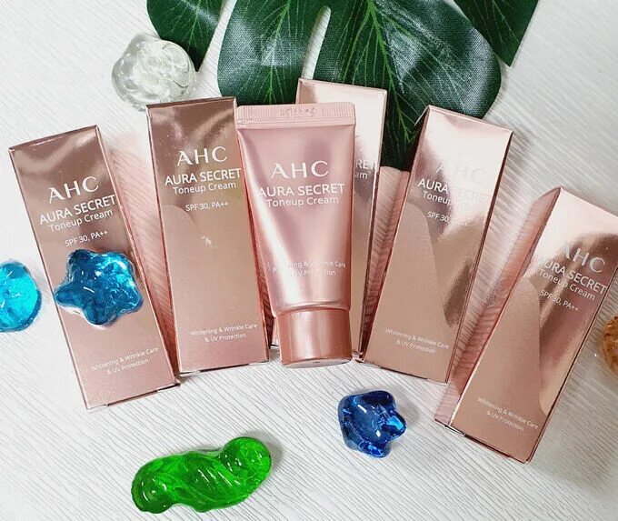 Tone up cream отзывы. Многофункциональный крем AHC Aura Secret Tone up Cream Mini, 10ml. AHC Aura Secret Tone up Cream SPF 30 pa++ can. AHC Aura Secret Tone up Cushion spf30/pa++. AHC Aura Secret Tone up Cream SPF 30 pa++ #21 50ml тональный крем для лица 50мл.