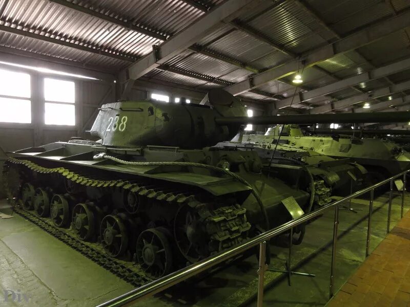 кубинка павильон немецкой техники. можайское шоссе 143а в кубинке. кубинка авиатор торговый центр. кубинка московская область. магазины в кубинке.