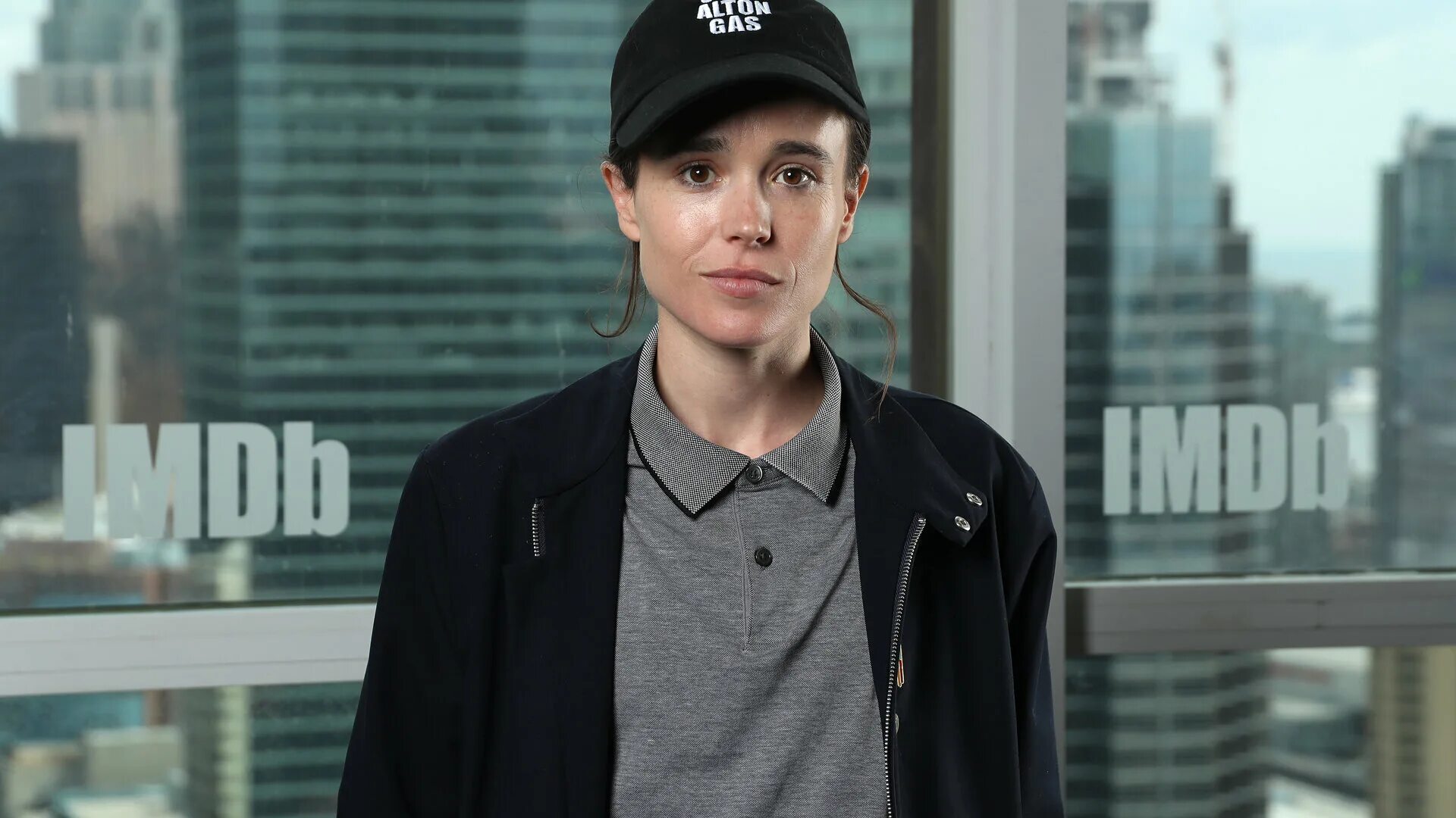 Эллиот пейдж мужчина. Эллиот пейдж 2022. Эллиот пейдж сейчас. Эллиот пейдж фото. Эллиот пейдж.