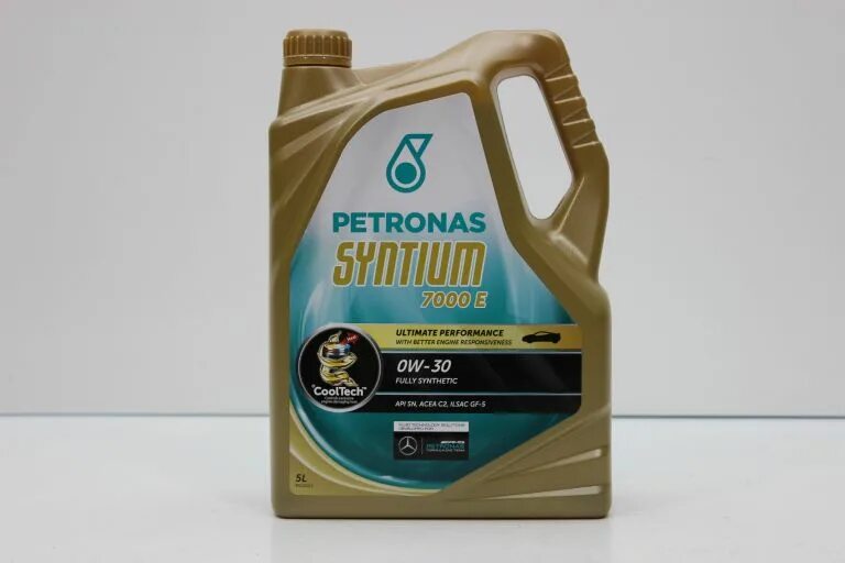 Масло petronas urania daily 5w30 iveco. Petronas 5w30. Petronas syntium 5000 xs 5w30. Petronas 5w30. Petronas syntium 5000 av 5w-30 505/507 производитель.