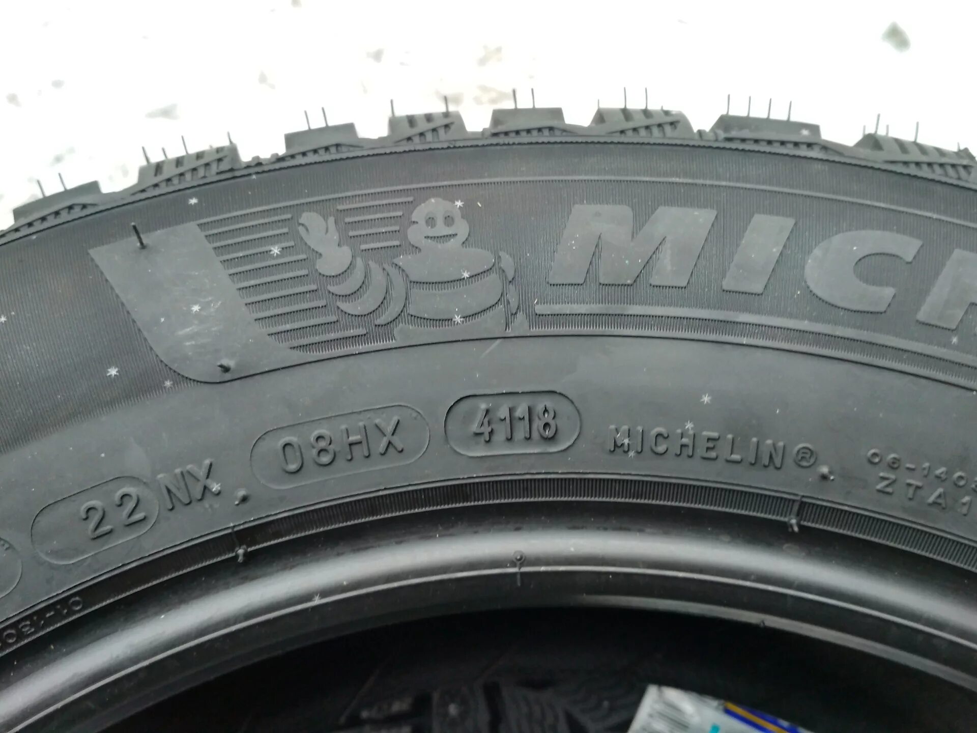 Дата производства шин Мишлен. Шины Мишлен Дата изготовления шин. Дата производства шины Michelin. Шины Дата производства michelin08xx.