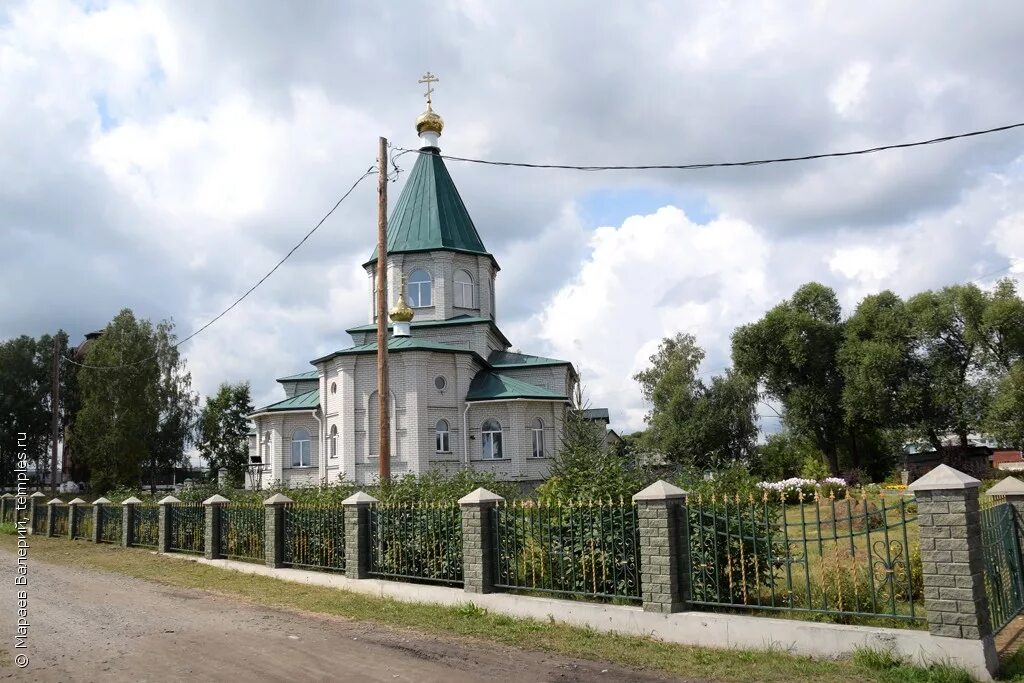 Пос троицкое алтайский край. Село Троицкое Алтайский край. Алтайский край Троицкий район село Троицкое. Троицкое Алтайский край Церковь. Троицкий храм Троицкого района Алтайского края.