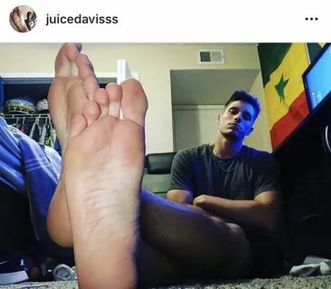 Man feet 18