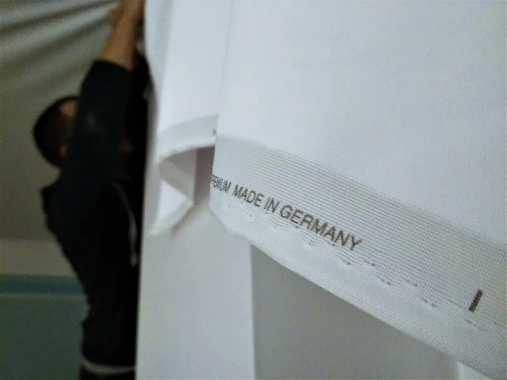 Натяжные потолки дескор. Тканевые потолки descor. Decscor premium тяжной белый мат. Натяжные потолки descor германия. Натяжные потолки дескор.