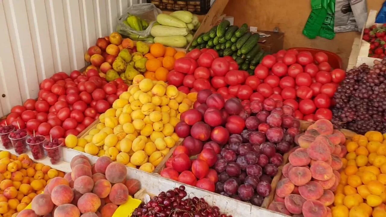 Восточный рынок анапа. Фрукты овощи рынок анапа. Фермерский дворик анапа астраханская 104. Фрукты овощи анапа. Восточный рынок анапа.