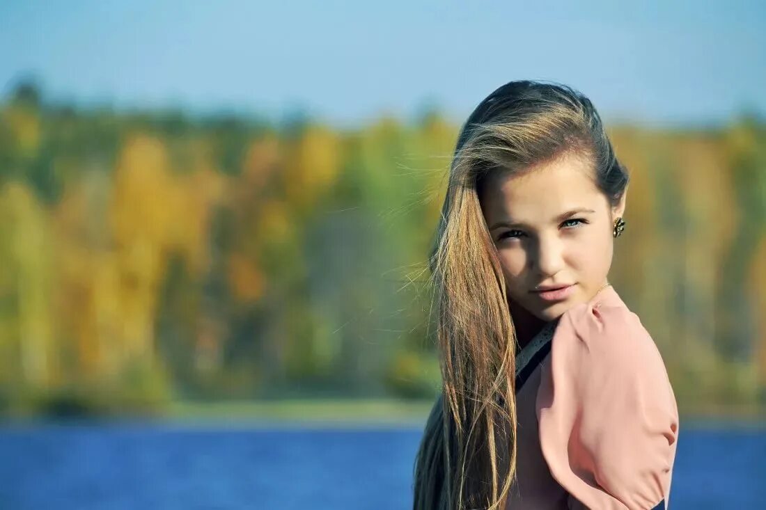 Самая красивая девушка 12 лет. Юные российские актрисы. Красивые девушки 12-13 лет. Милые девочки 12 лет. Красавицы 12 лет.