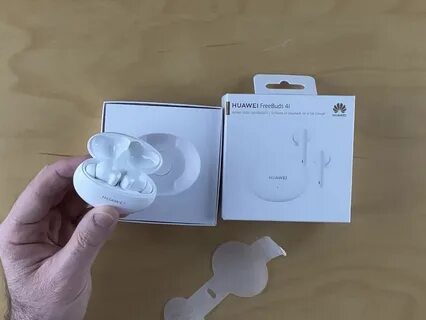Freebuds кейс