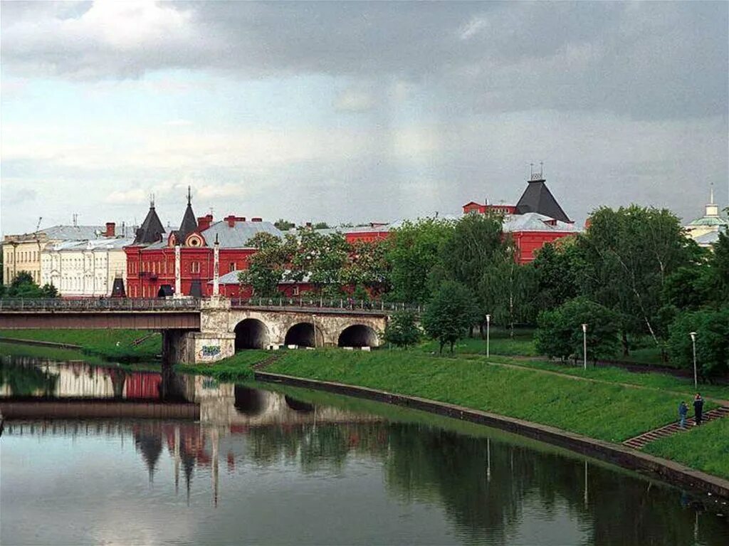 Орёл город. Город орёл достопримечательности. Орел в городе Орел. Город Орел исторический центр. Город орел орловская область россия