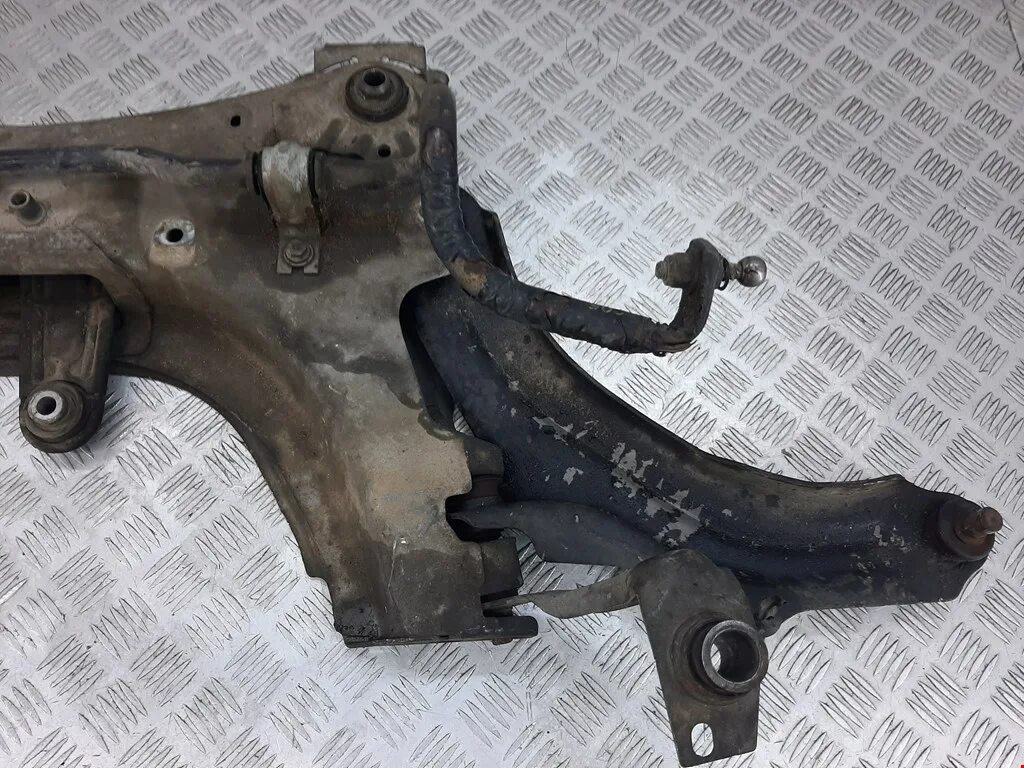 Передняя подвеска рено меган 2. 6 2005г. Передней подвески рено меган 2. Передняя подвеска рено лагуна 2 схема. Ходовая рено меган 2.