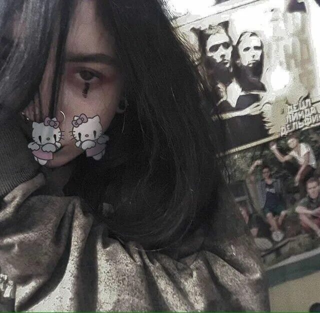 Storm_4an двач. Тянки в реальной жизни. Dead inside девушка. Died girls. Dead inside стиль одежды.